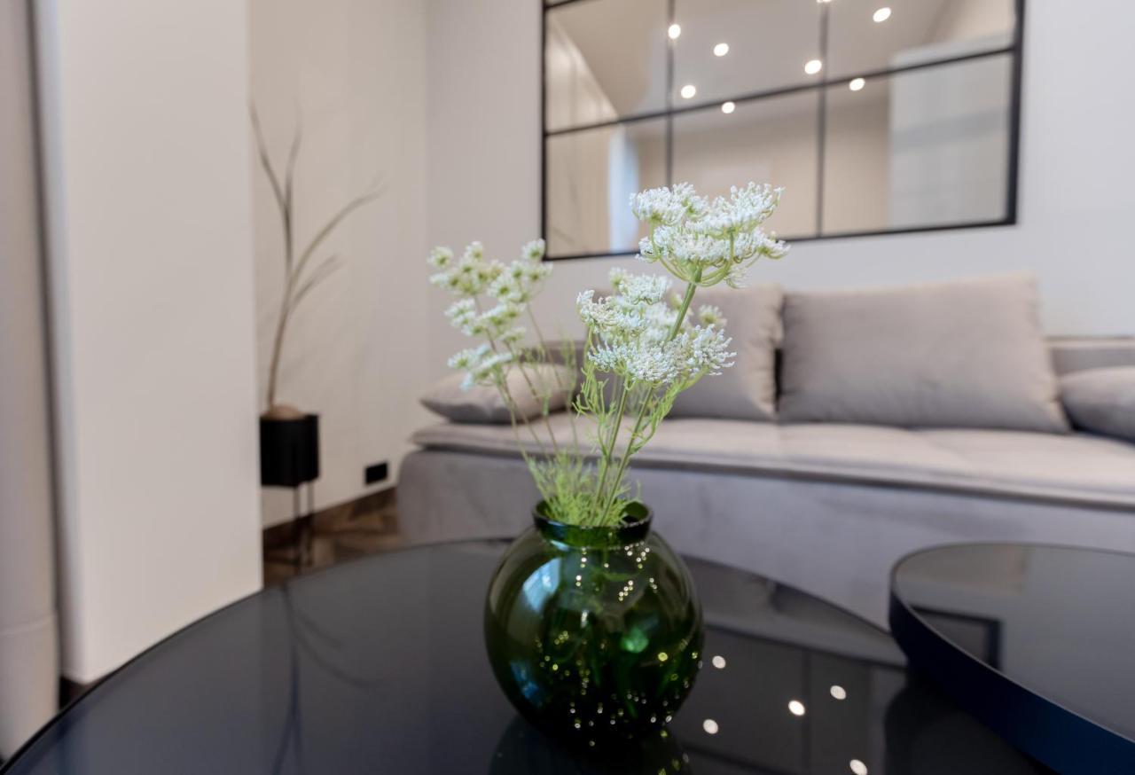 Laisve Boutique Apartments Kaunas Kültér fotó